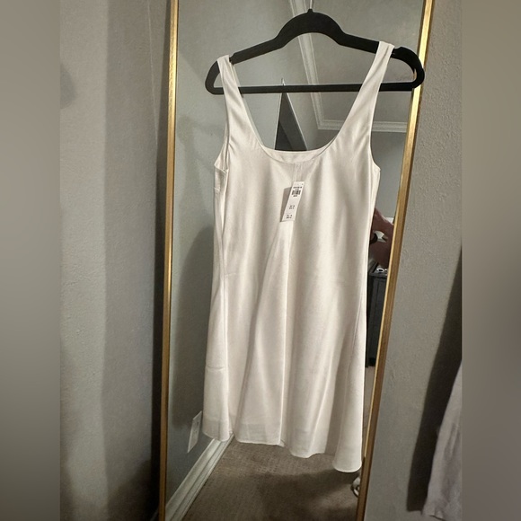 Abercrombie & Fitch white silk mini dress. - Picture 2 of 3